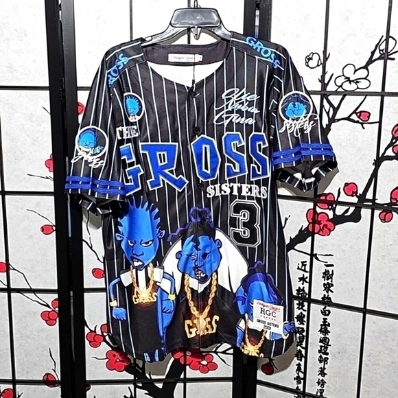 The Proud Family Gross Sisters Pinstripe Baseball Jersey Size Medium NWT - Picture 1 of 9